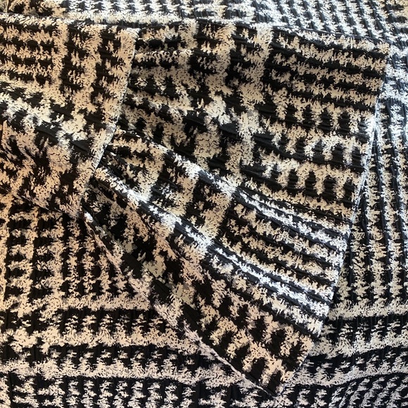 Zara Woman Houndstooth Flutter Sleeve Mini Dress - Picture 9 of 15